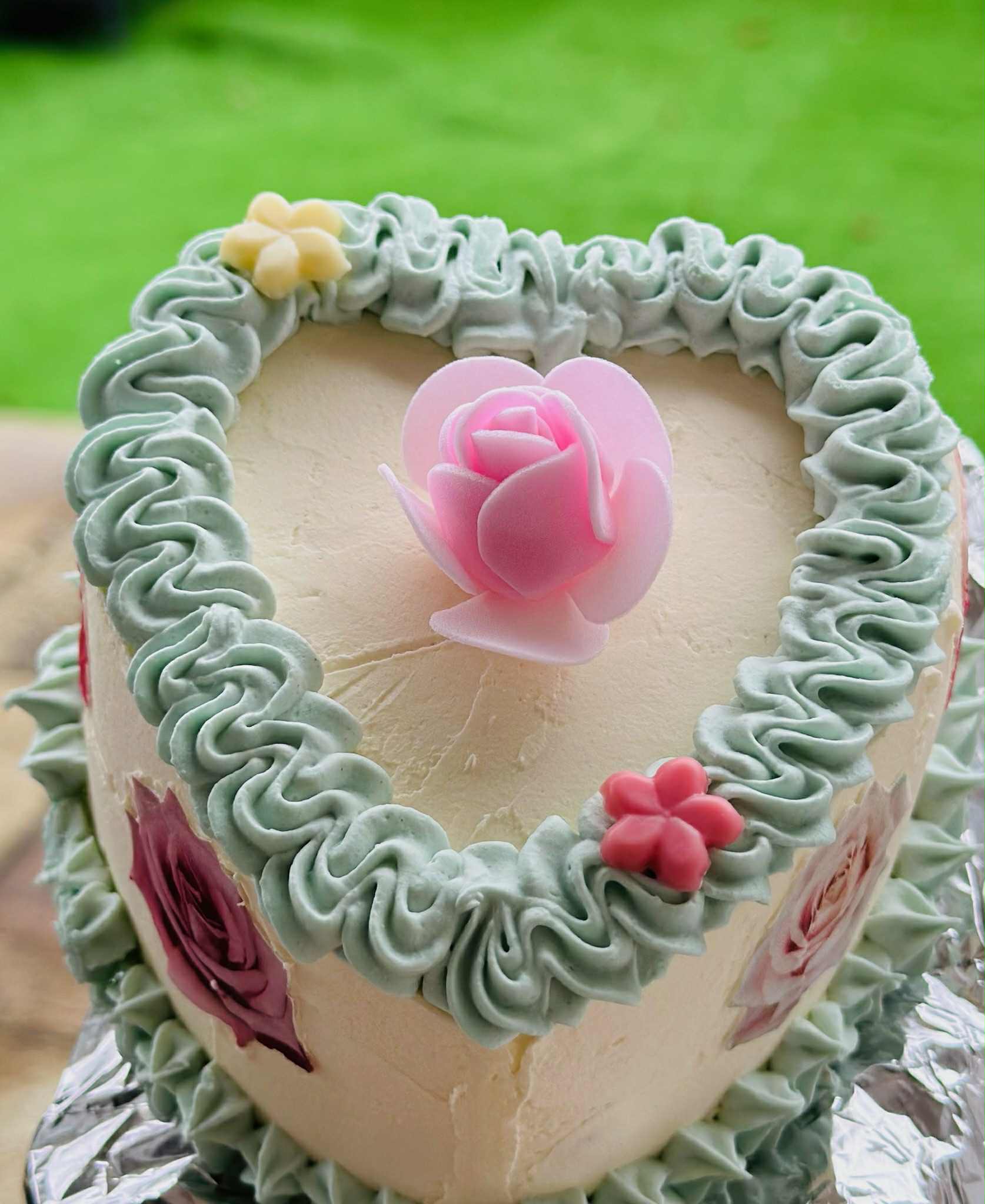 Mini Strawberry Heart Cake