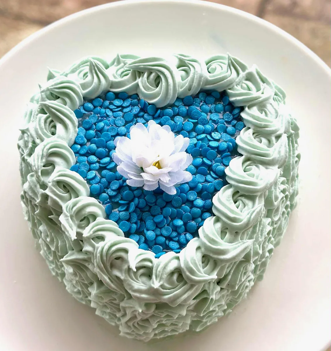 Mini Pistachio Heart Cake